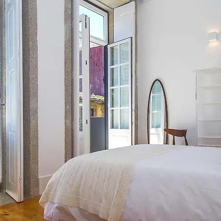 Liiiving In | Blue Flower