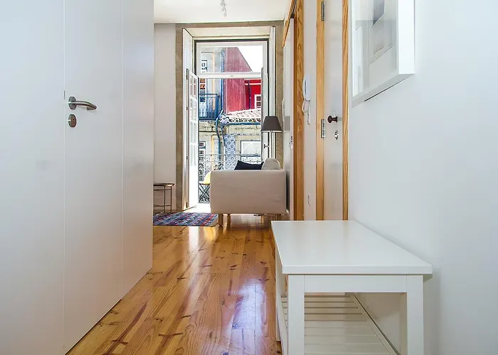 Liiiving In | Blue Flower