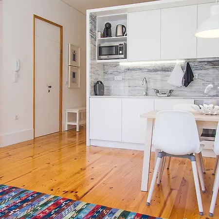 Liiiving In | Blue Flower